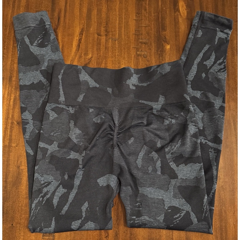 Gymshark Adapt Camo Seamless Leggings Butt Scrunch Savanna Blue